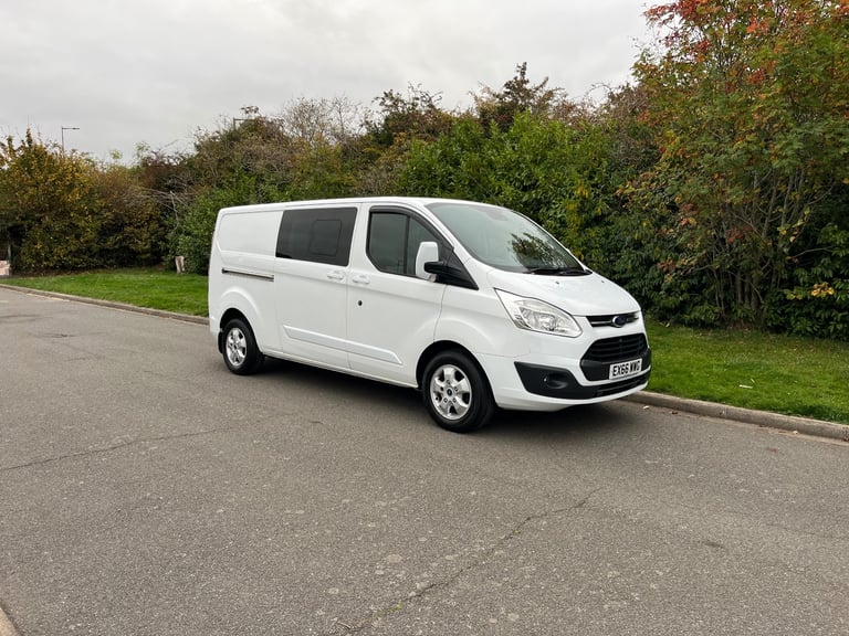 image for Ford Transit Custom Crew Cab Limited Model - Ulez Free - Service History - Wetbelt Replaced 