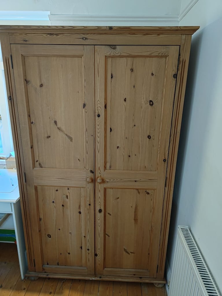 Used wardrobes gumtree hotsell