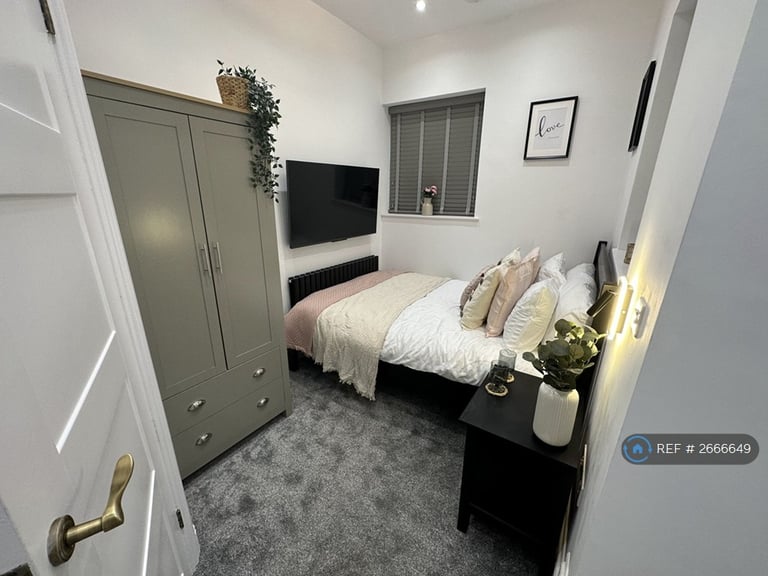 Studio flat in Nottingham Road, Derby, DE1 (#2666649)