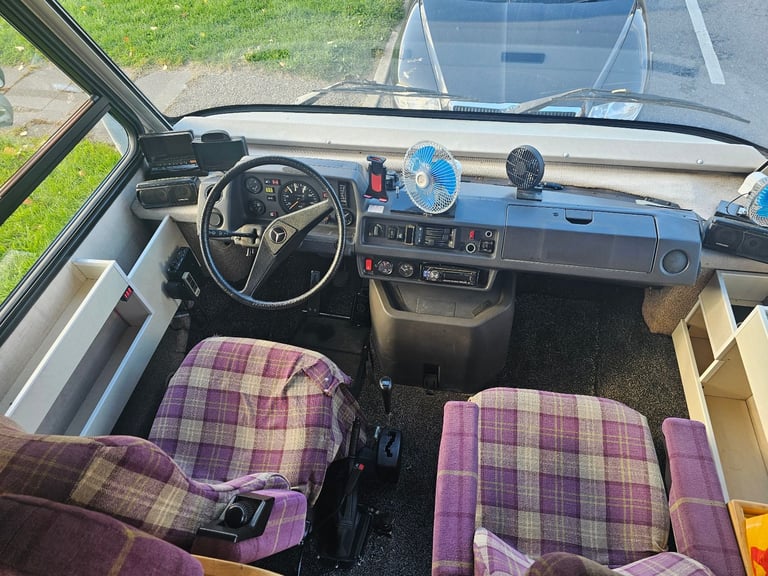 Mercedes-Benz, 1994, 2874 (cc)