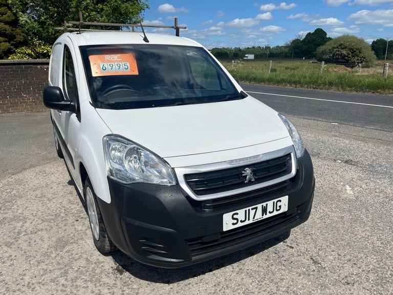 image for 2017 Peugeot Partner 1.6 BlueHDi 651 Professional Panel Van 5dr Diesel Manual L1 (112 g/km, 73.9 ...