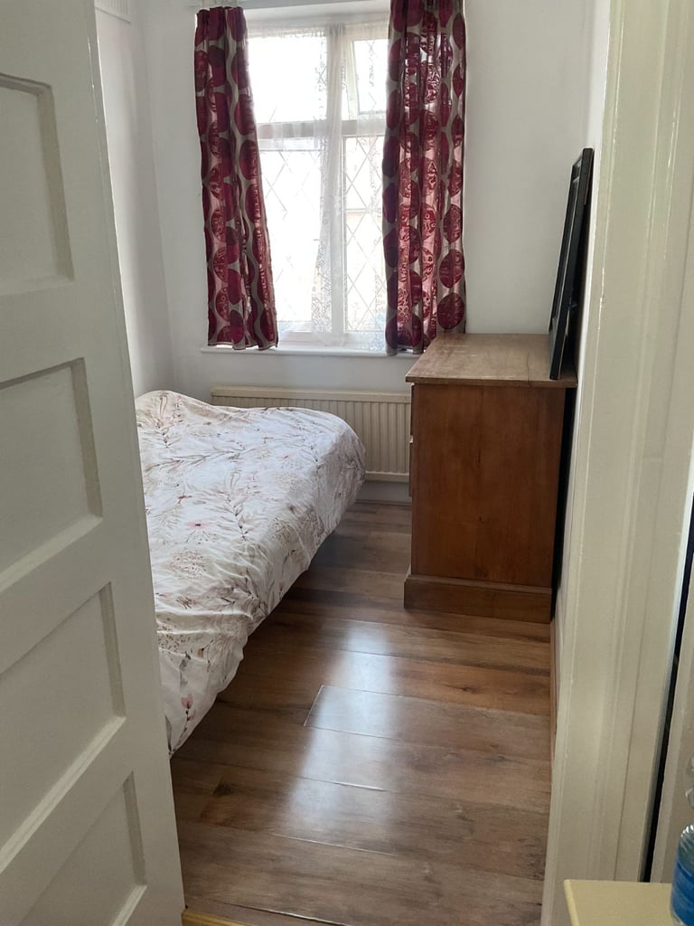Room to rent 
