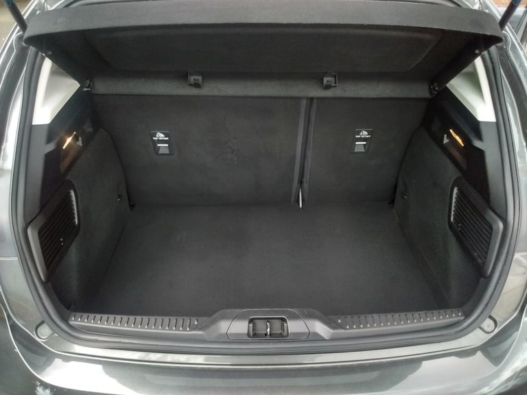 2018 Ford Focus 1.0 EcoBoost FSH 125 Titanium 5dr HATCHBACK Petrol Manual