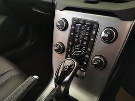 2018 Volvo V40 T3 [152] Inscription 5dr Geartronic HATCHBACK Petrol Automatic