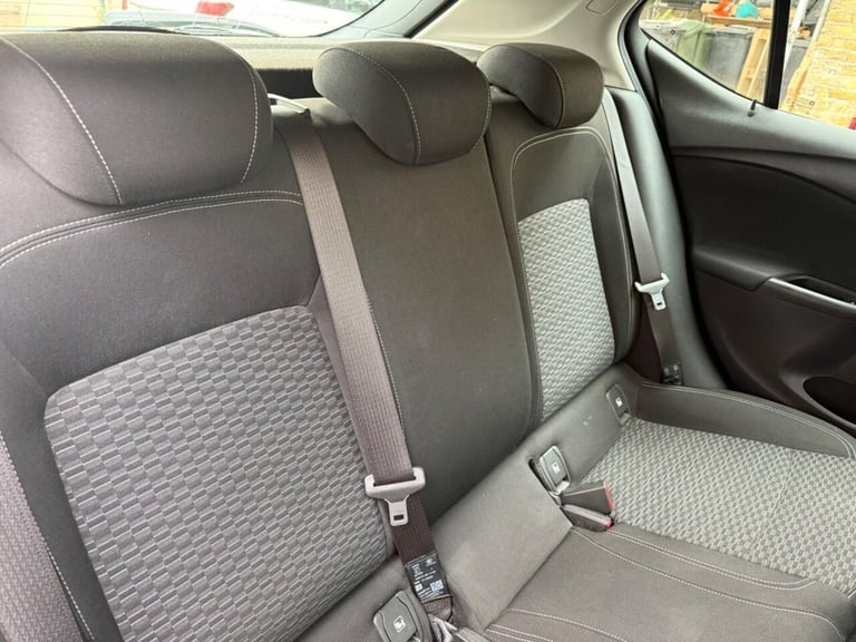 2018 Vauxhall Astra 1.4T 16V 150 SRi 5dr Auto HATCHBACK PETROL Automatic