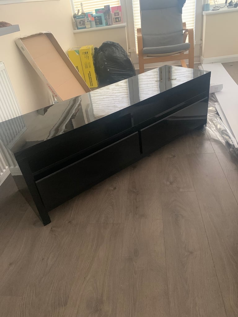 image for Tv unit £20