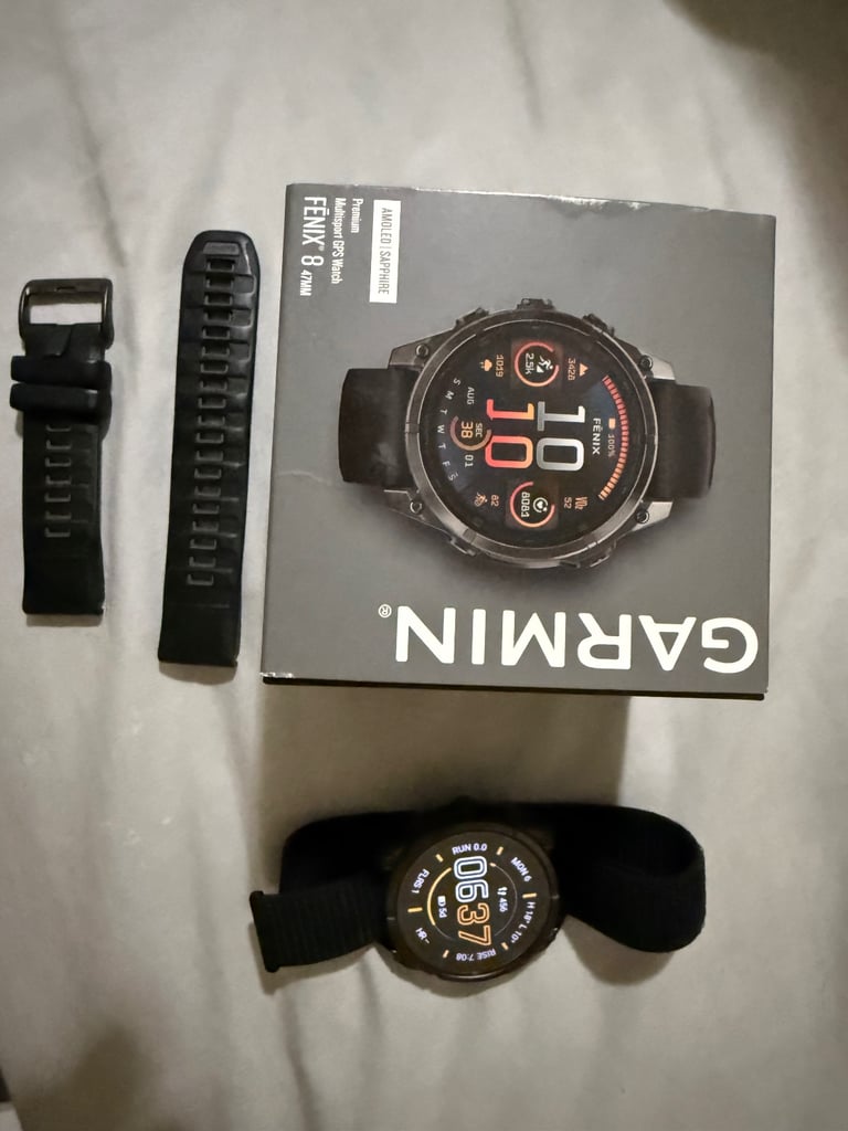 Garmin Fenix 8 47mm Sapphire DLC AMOLED