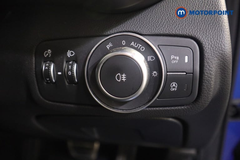 2022 Alfa Romeo Giulia 2.0 TB 280 Veloce [Performance brake] 4dr Auto Saloon Petrol Automatic
