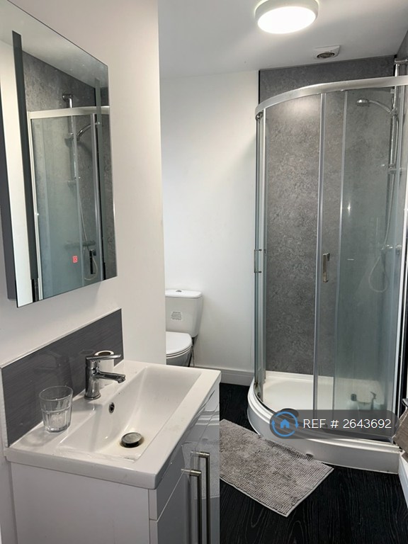 6 bedroom house in Garnier Street, Portsmouth, PO1 (6 bed) (#2643692)