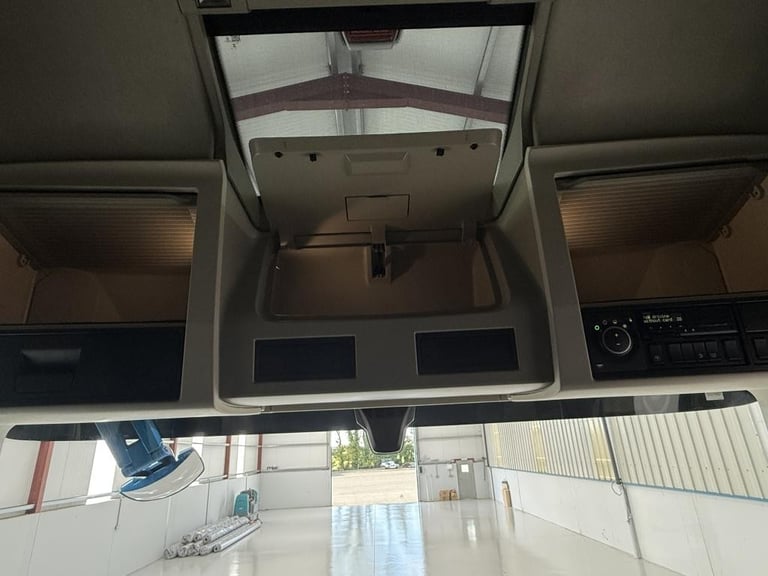 VolvoFH540,XL,SIDE SKIRTS ,AIR HORNS , FRONT AIR SUSP,TWIN FUEL TANKS 