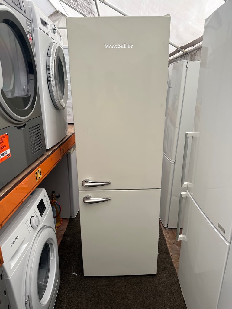 image for Montpellier cream good condition frost free fridge freezer 