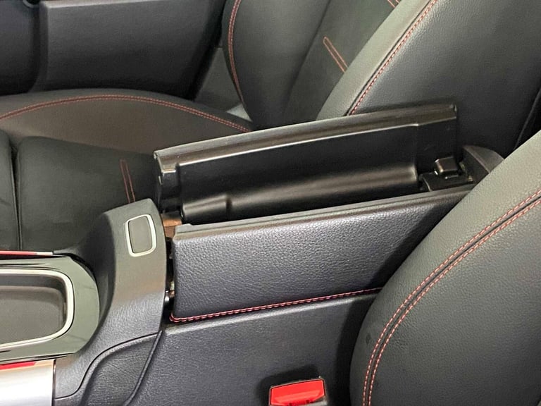 2024 Mercedes-Benz GLB 200 AMG Line Executive 5dr 7G-Tronic Estate Petrol Automatic