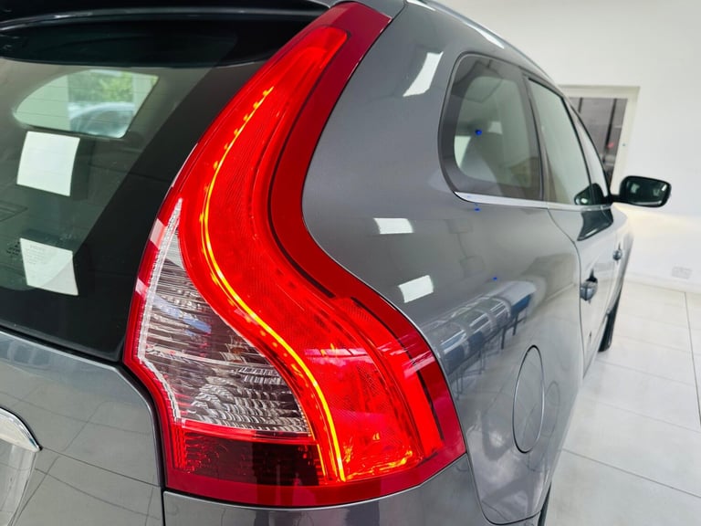 2015 Volvo XC60 D4 [190] SE Lux Nav 5dr Geartronic ESTATE DIESEL Automatic