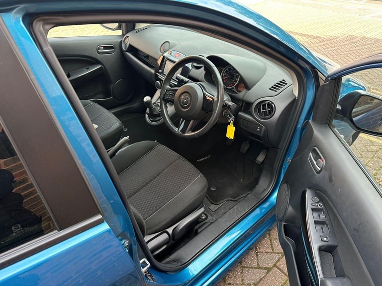 2014 Mazda Mazda2 1.3 Sport Venture Euro 5 5dr HATCHBACK Petrol Manual