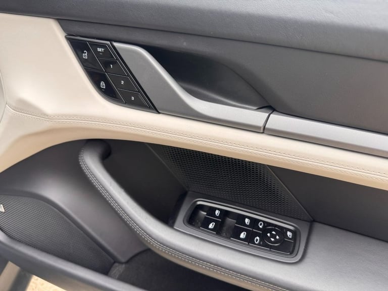 2021 Porsche Taycan 500kW Turbo 93kWh 4dr Auto SALOON ELECTRIC Automatic