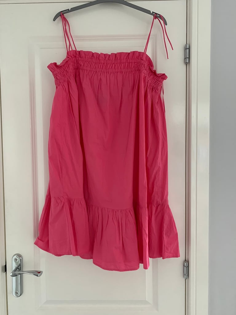 image for Pink dress size 14