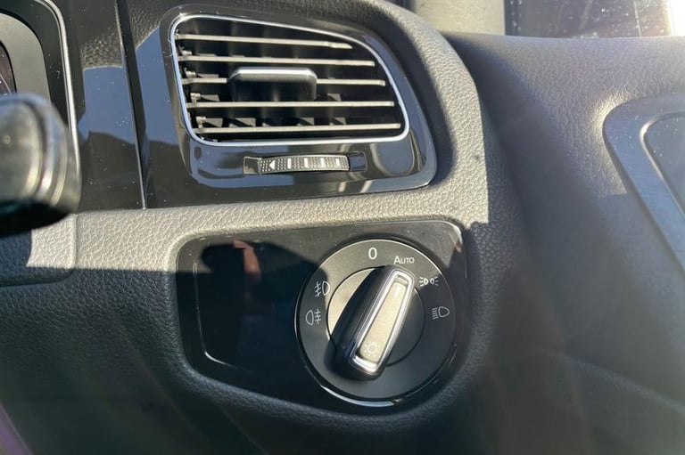 2018 Volkswagen Golf 2.0 TDI 184 GTD 5dr- Heated Front Seats Manual Hatchback Diesel Manual