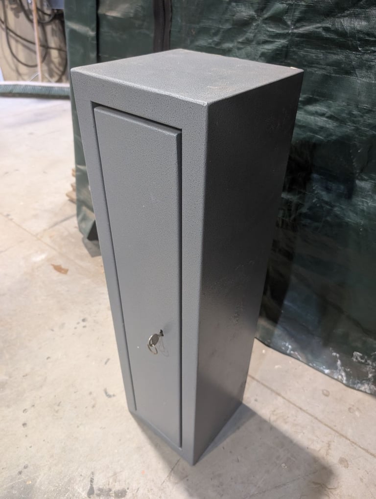 Gun safe/cabinet 