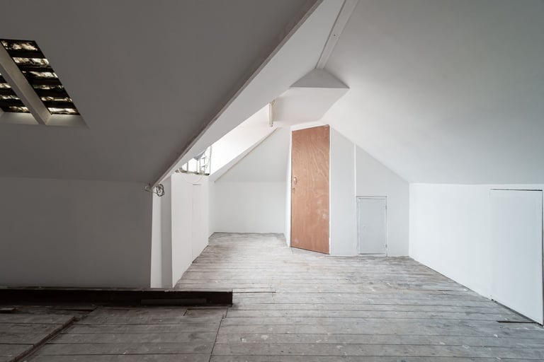 Charming Loft Studio Workspace for Creatives | 20% Off | Leyton, E10