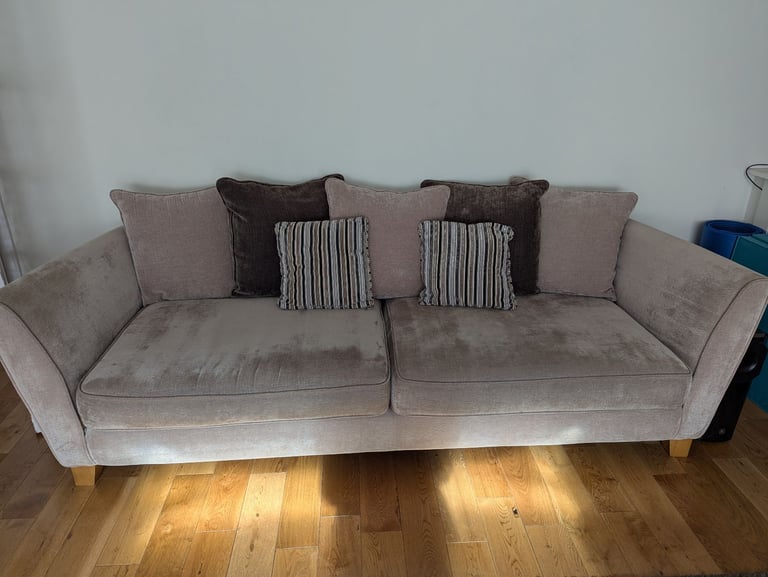 4 seater and 3 seater sofa 