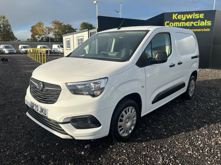 2020 Vauxhall Combo 1.6 Turbo D 2300 Sportive L1 H1 Euro 6 (s/s) 4dr PANEL VAN Diesel Manual