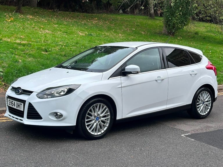2014 Ford Focus 1.0 125 EcoBoost Zetec 5dr HATCHBACK Petrol Manual