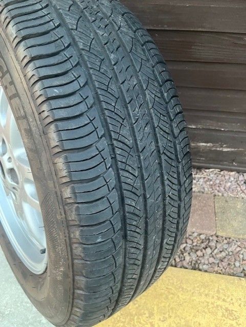Genuine Range Rover Land Rover L322 Wheel and Good Michelin Tyre 255/60 R18