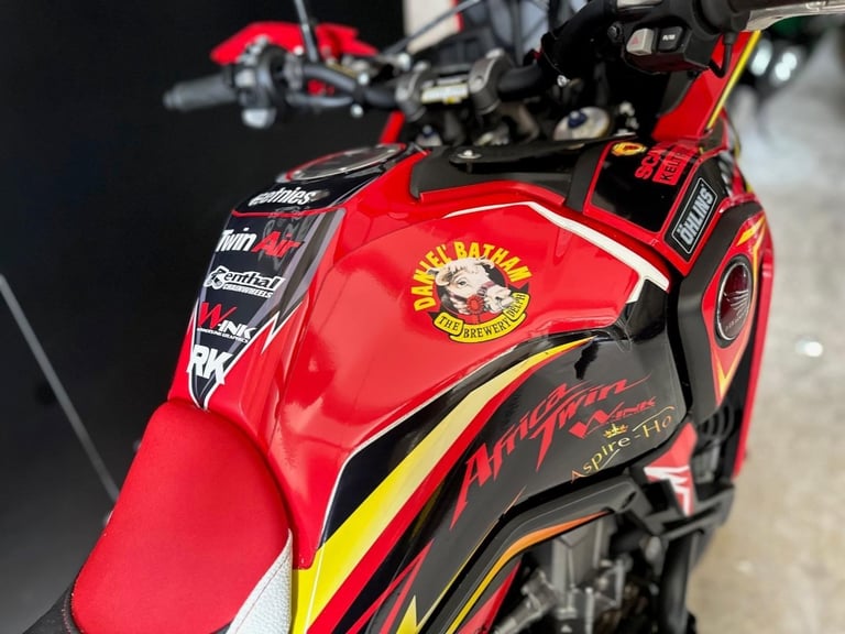 STUNNING LOW MILEAGE 2016/16 HONDA CRF1000 AFRICA TWIN DCT MOTORCYCLE 