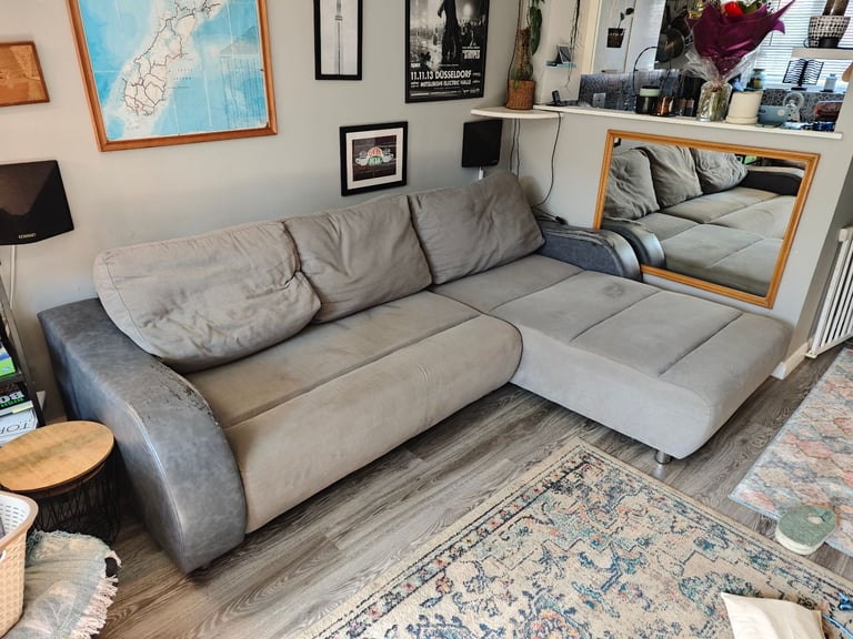 Large 3 Seater Reversible L Shaped Sofa Bed with Storage