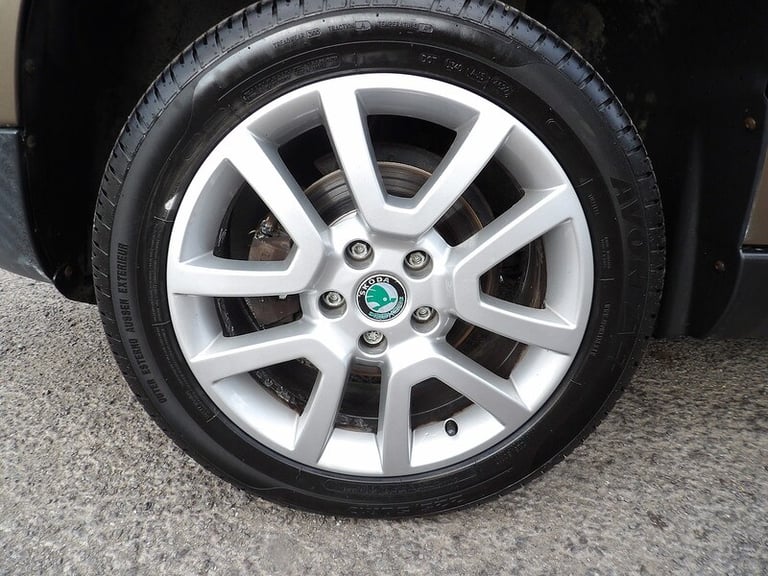 2012 Skoda Yeti 1.2 TSI Elegance 5dr HATCHBACK PETROL Manual