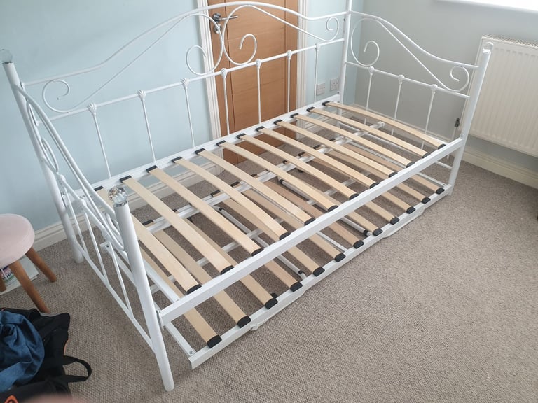 image for Day bed with trundle