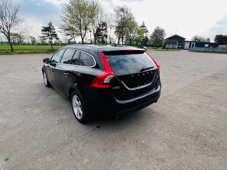 Volvo v60 t4 1.6 petrol ulez free leather cruise control reverse camera 