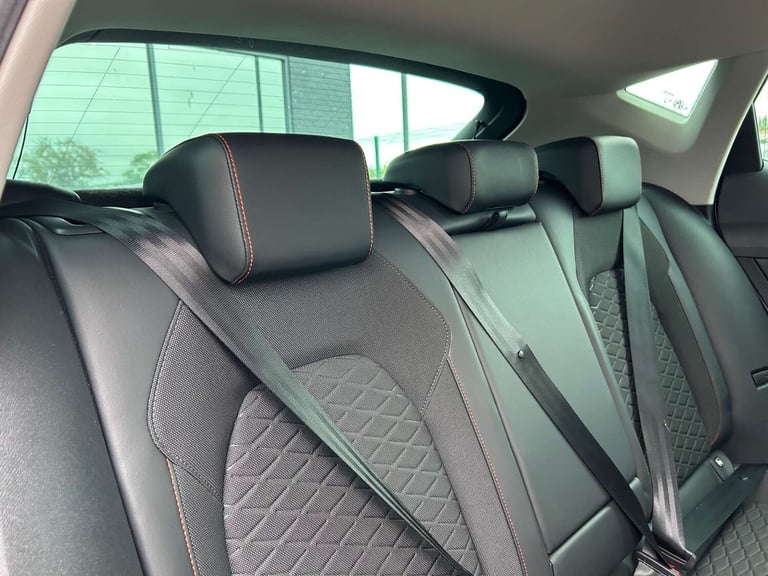 2021 SEAT Leon 1.4 Leon FR PHEV Semi-Auto 5dr Hatchback Hybrid Automatic