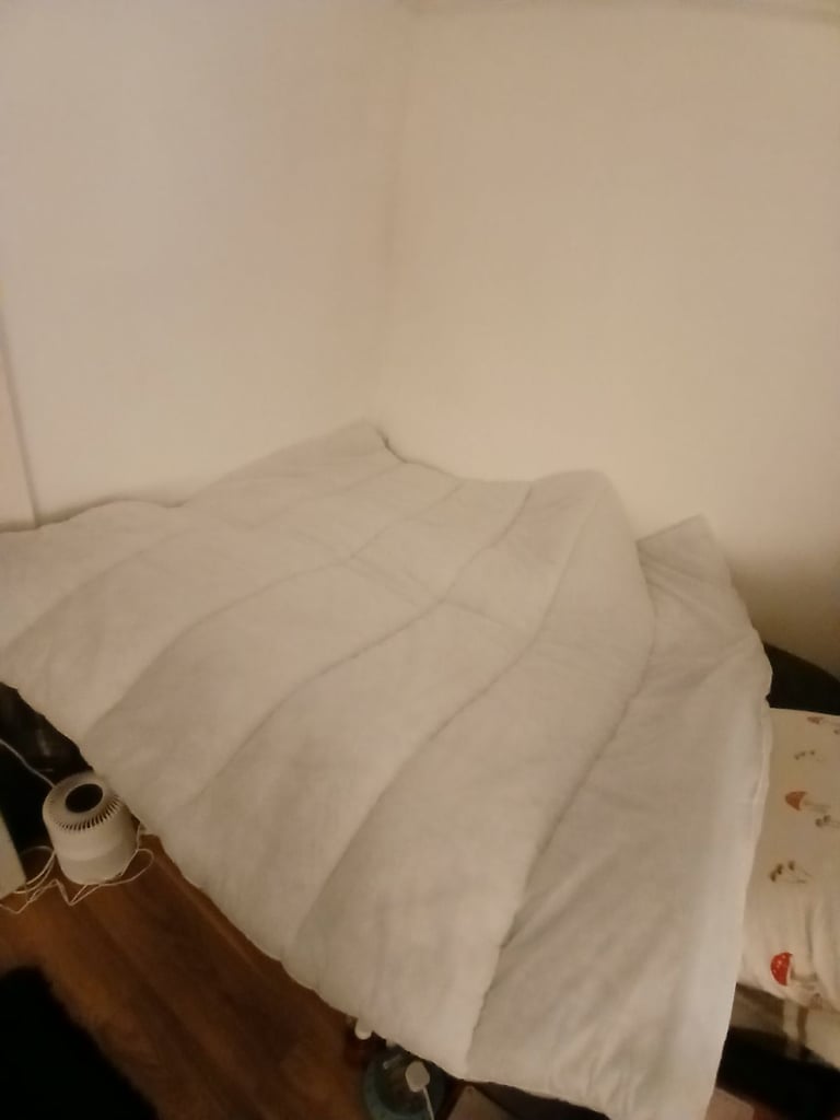 image for Double heavy duvet