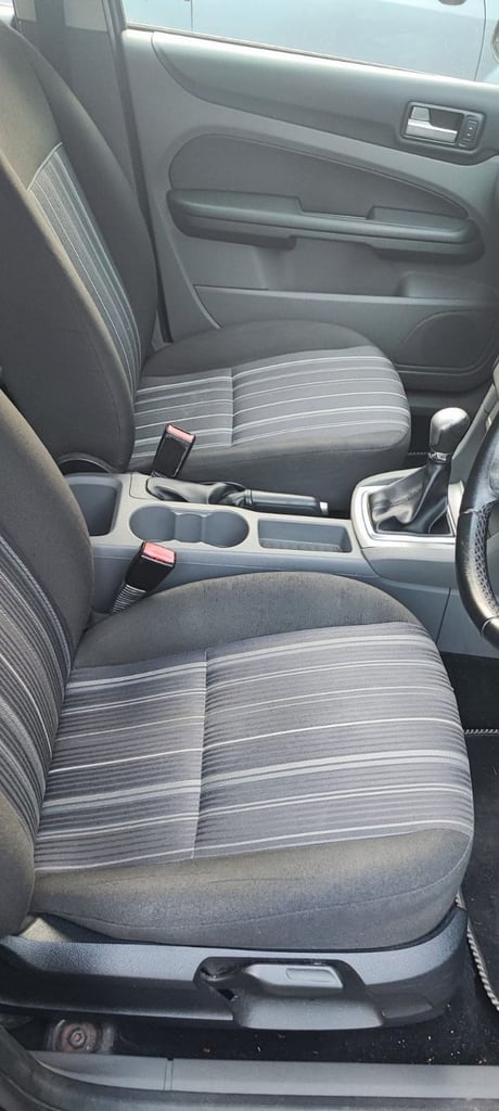 Ford, FOCUS, Hatchback, 2009, Manual, 1560 (cc), 5 doors