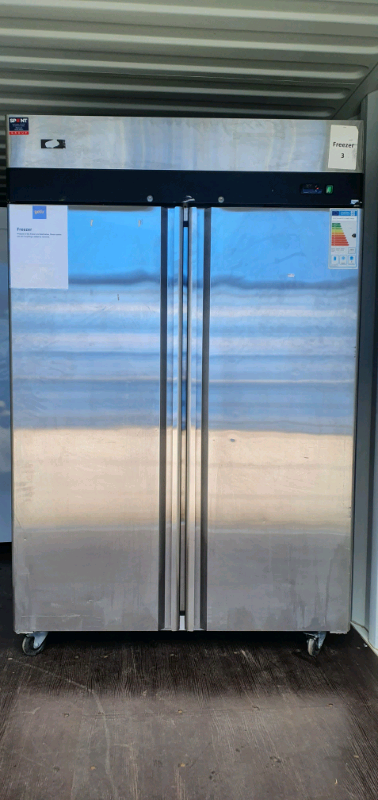 NEW LARGE DOUBLE DOORS CATERING FREEZER STAINLESS STEEL FULLY WORKING 