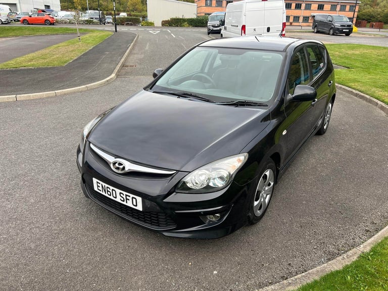 Hyundai, I30, Hatchback, 2011, Manual, 1396 (cc),5 doors - Image 2