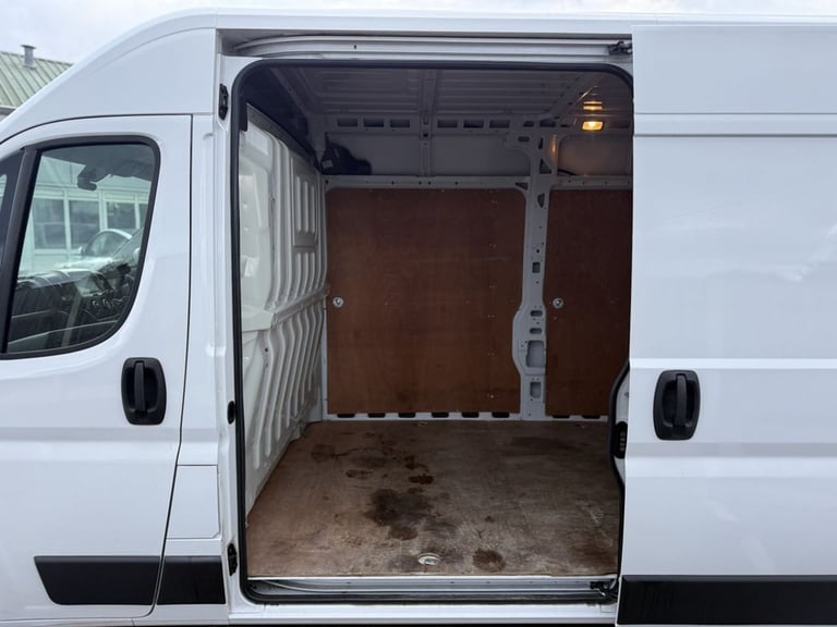 2022 Vauxhall Movano 2.2 Turbo D 140ps H2 Van Prime PANEL VAN DIESEL Manual