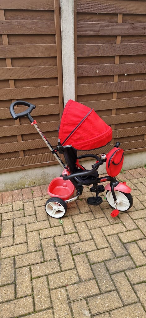 image for DASH TIGER TRIKE. RED. VERY GOOD CONDITION.