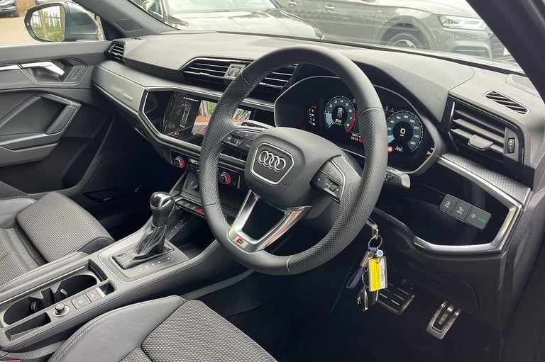 2023 Audi Q3 40 TFSI Quattro S Line 5dr S Tronic SUV Petrol Automatic
