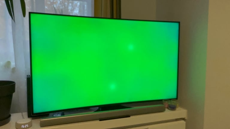 Faulty-55” Samsung Curved 4K Smart TV - Model : UES5HU7200U