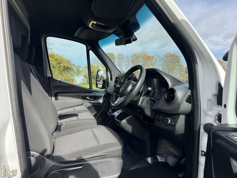 2021 Mercedes-Benz Sprinter 3.5t Progressive Chassis Cab CHASSIS CAB DIESEL Automatic