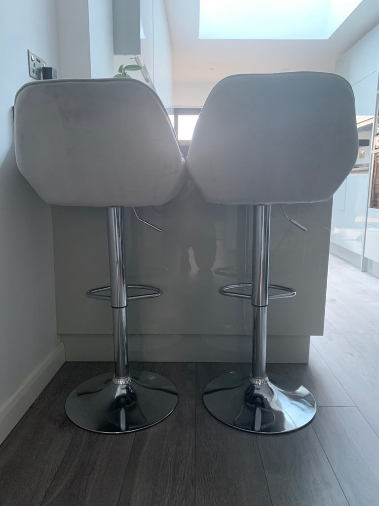 Diamond Stitch Bar Stools Grey Velour