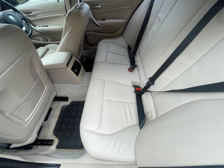 2012 BMW 1 Series 2.0 120d SE Euro 5 (s/s) 5dr HATCHBACK Diesel Manual