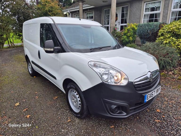 Vauxhall, COMBO 2017 Manual,full 12 months mot 1248 (cc)