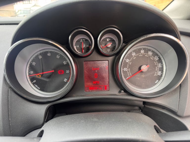 2014 VAUXHALL ASTRA 1.4i
