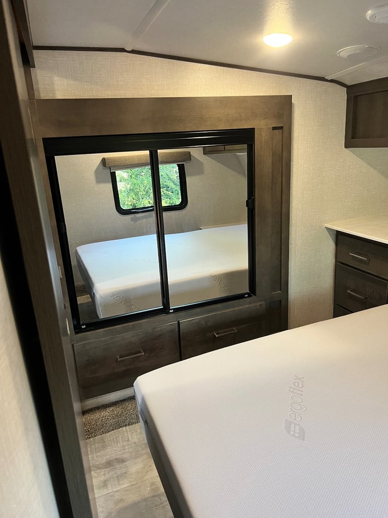 American 5th wheel 