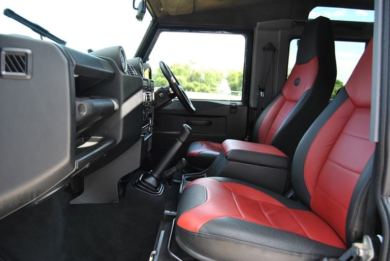 2015 Land Rover Defender XS Station Wagon TDCi [2.2] WINDOW VAN DIESEL Manual