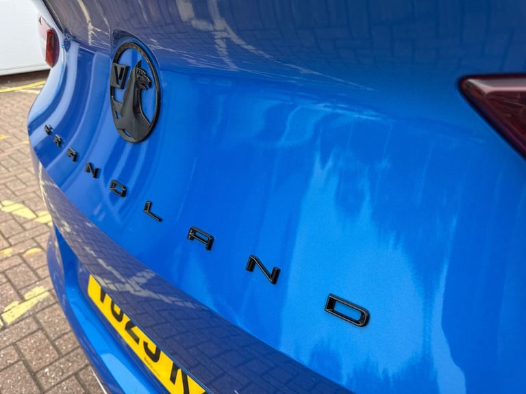 2023 Vauxhall Grandland Grandland 1.2 Turbo 130ps Ultimate Hatchback Petrol Manual