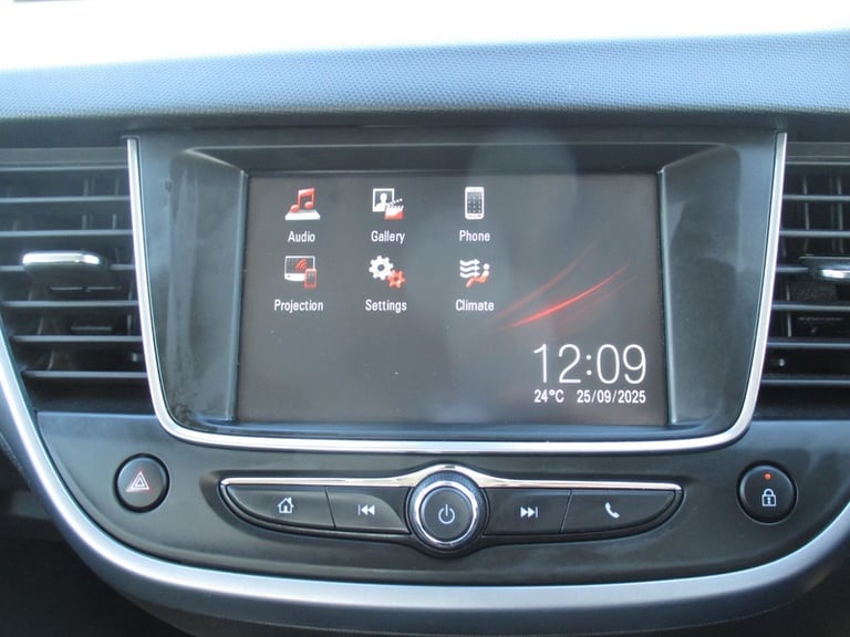 Vauxhall Crossland X SE